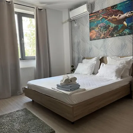 Lira Apartment