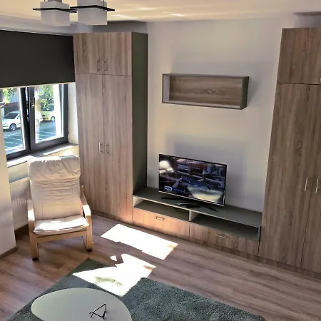 Lira Apartment *